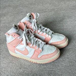 Nike Dunks High Top Artic Orange/White/Snail
